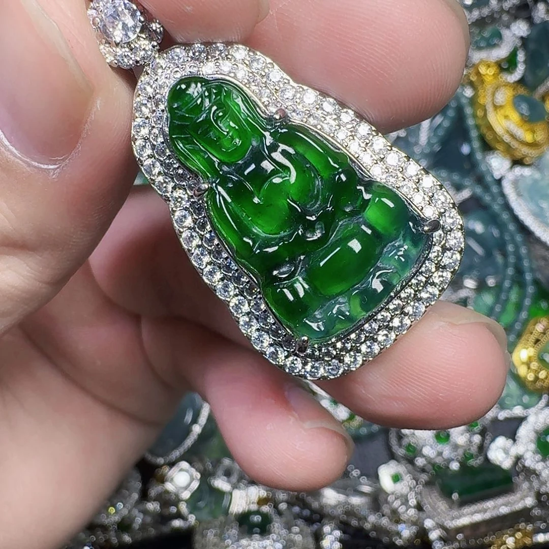 翡翠未镶嵌颈饰天然A货翡翠放漏