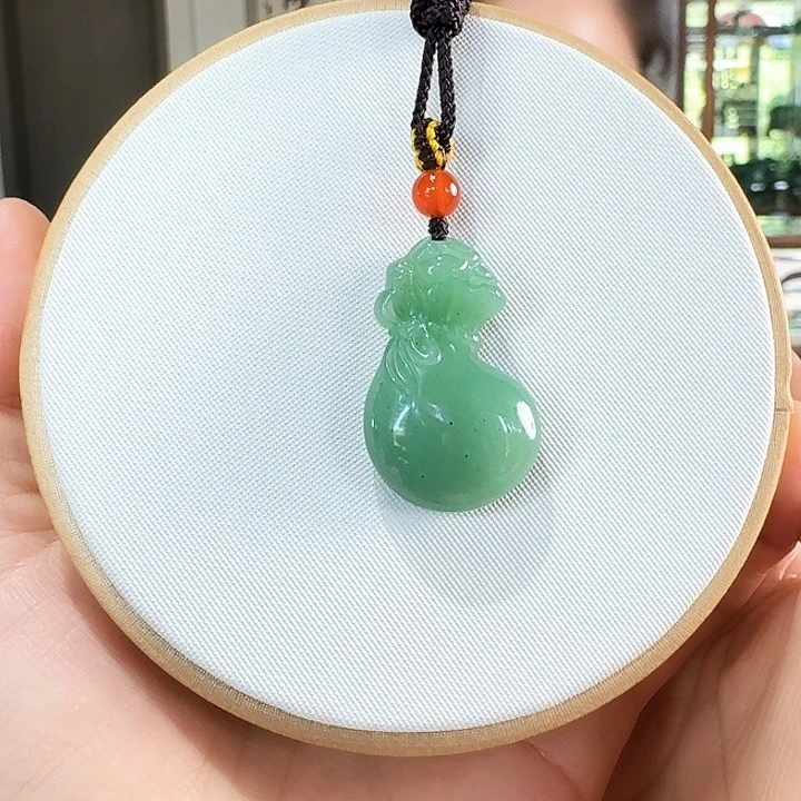 密玉（石英质玉）吊坠未镶嵌