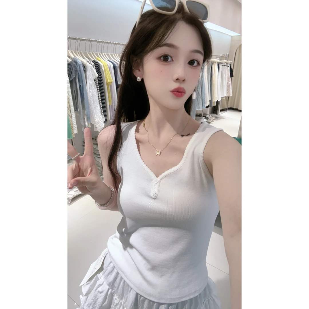 8899扣子款小背心