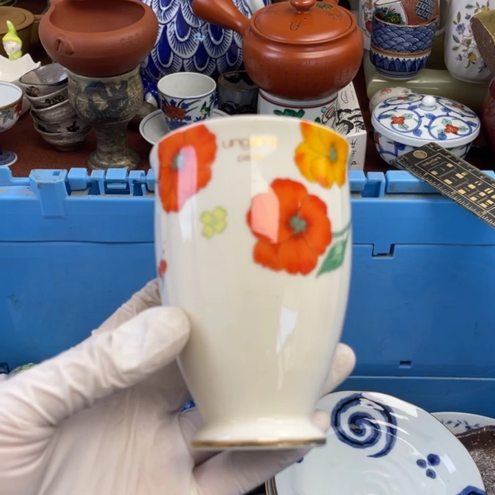 他家瓷器真美…开播了