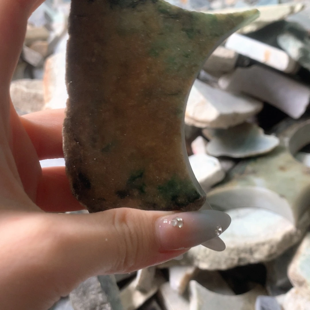 翡翠未镶嵌颈饰缅甸翡翠