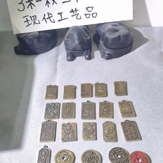 雄***旧现代工艺品现代工艺品