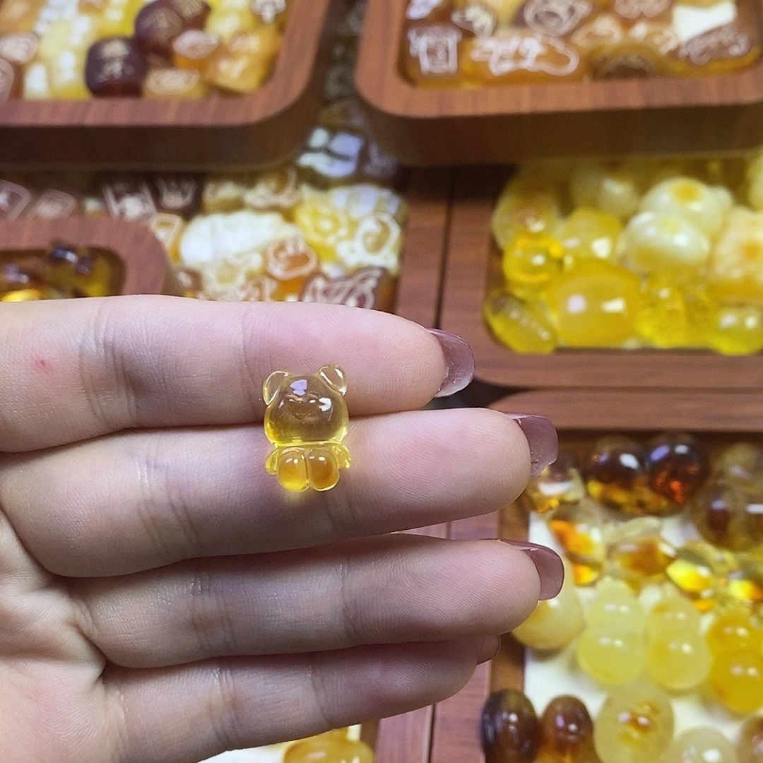 琥珀未镶嵌珠宝奇石小熊