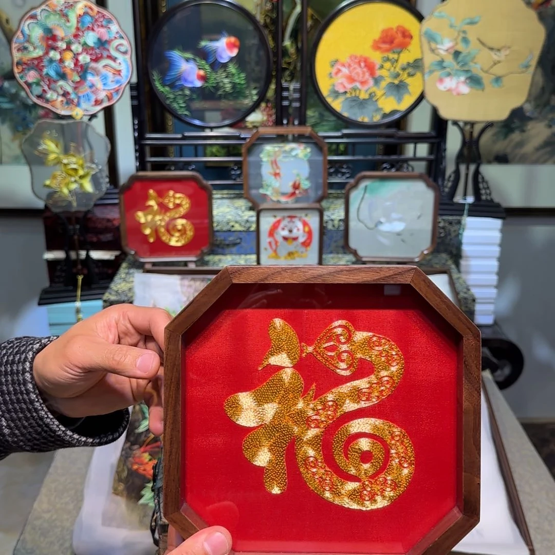 刺绣刺绣工艺精湛