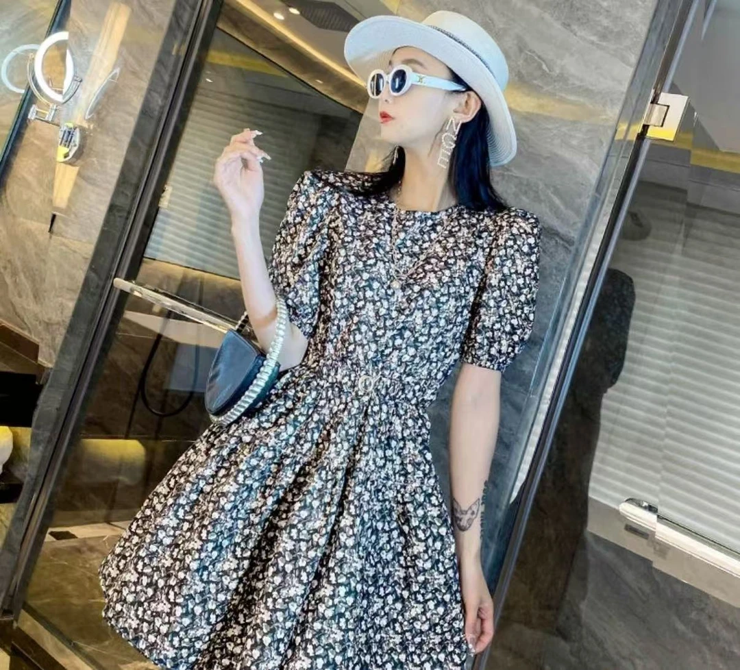 0701{裙长93}时尚碎花连衣裙宽松收腰套头小清新裙子泡泡袖大摆裙