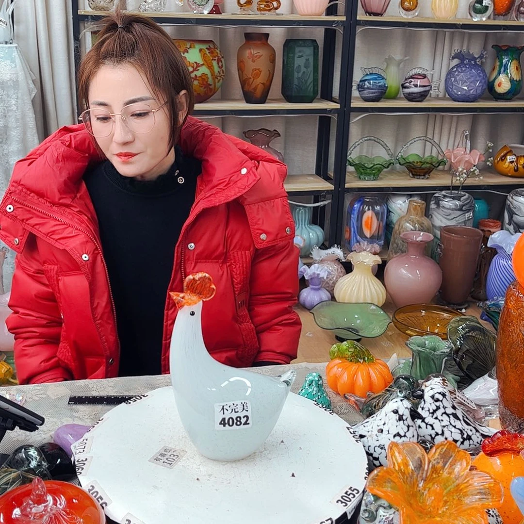 4082 家悦琉璃工艺品不完美