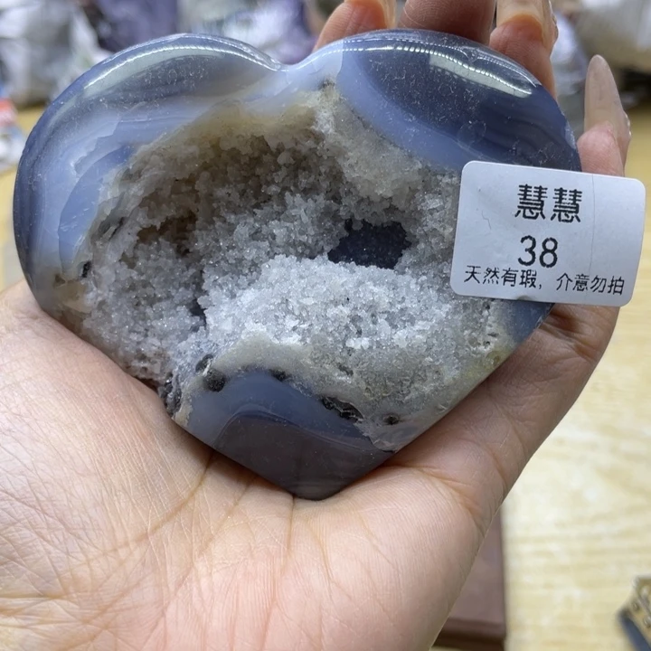 未镶嵌水晶大型摆件（非配饰）