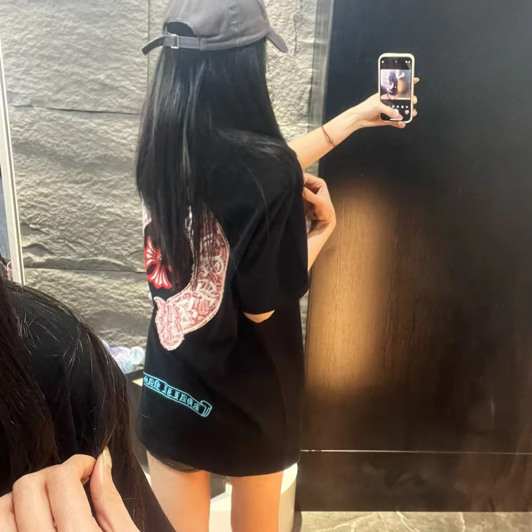 【杨娇娇COCO】春夏新款梵文贴布绣短袖T恤男女同款圆领上衣