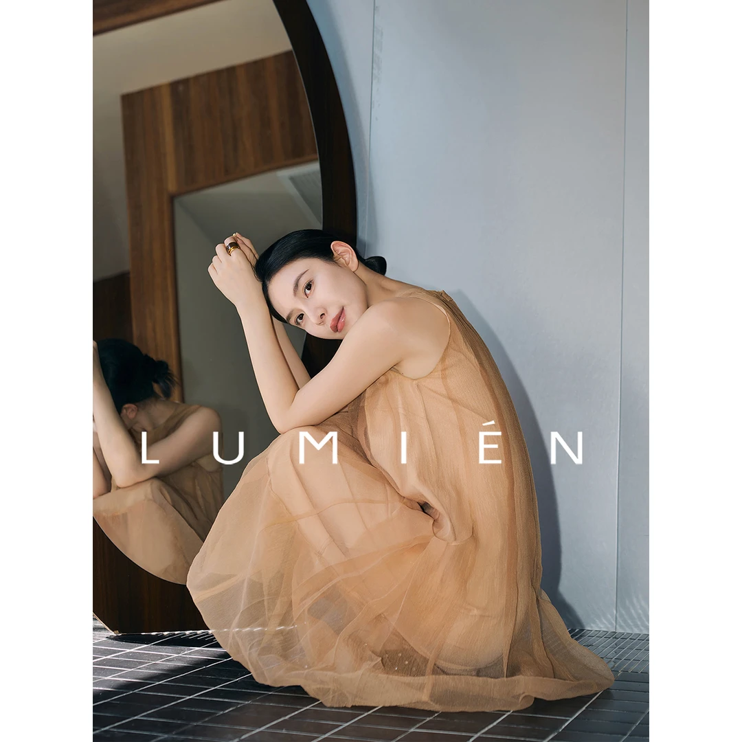 现货【LUMIEN】“落日花苞”廓形泡泡纱橘色连衣裙LX5FLL109
