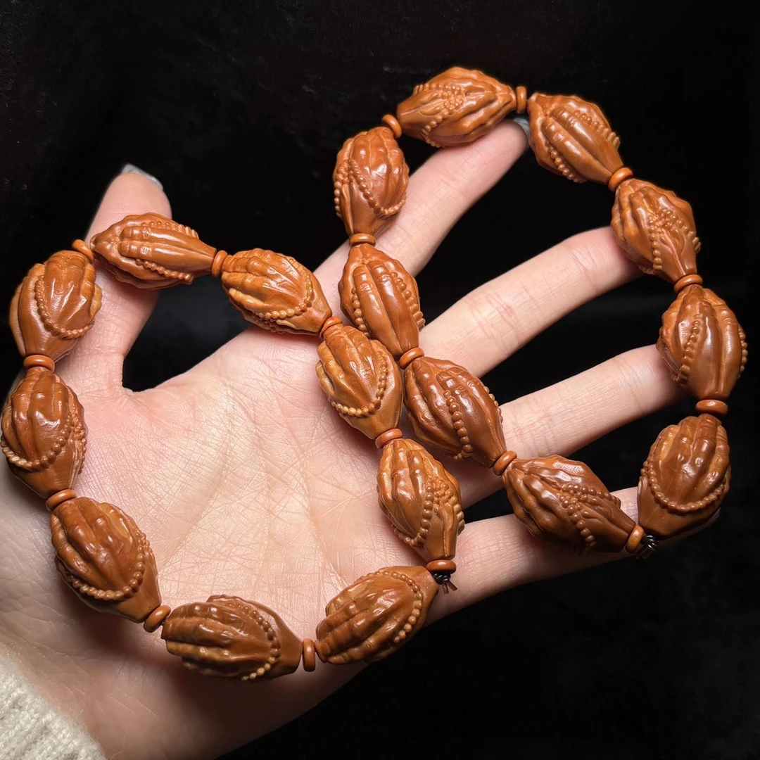 【曹掌柜精选】22 G61736-橄榄核一心向佛多样性发一件-17-18mm左右