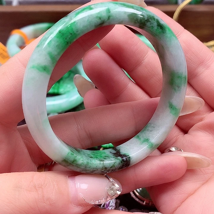 未镶嵌手镯翡翠翡翠手镯