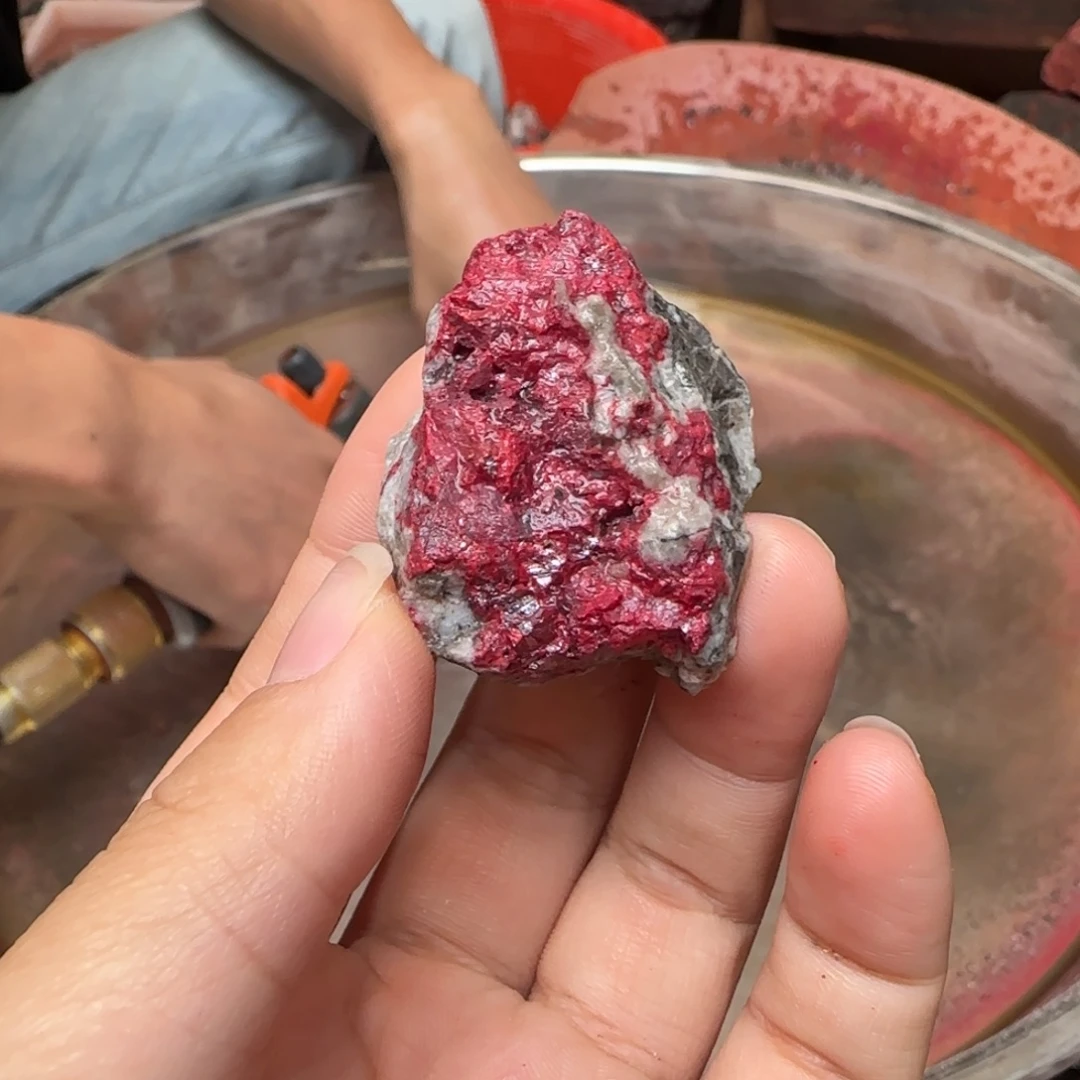 天然辰砂朱砂毛石头19