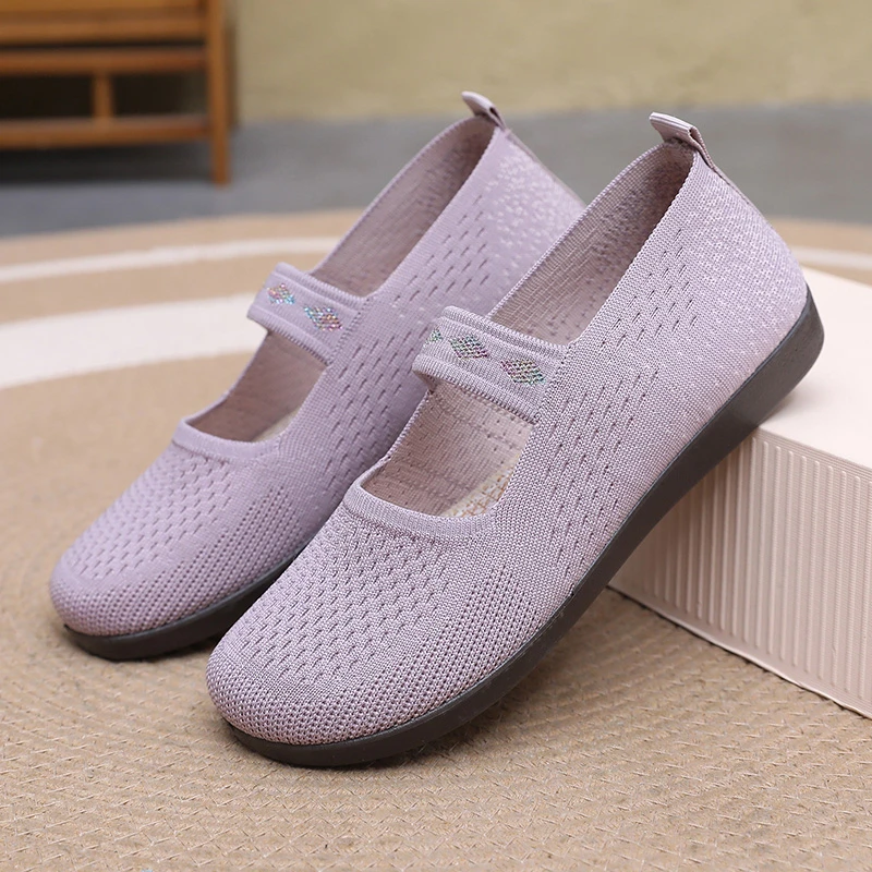 春季新款老北京布鞋女透气妈妈鞋中老年舒适软底防滑一脚蹬休闲鞋