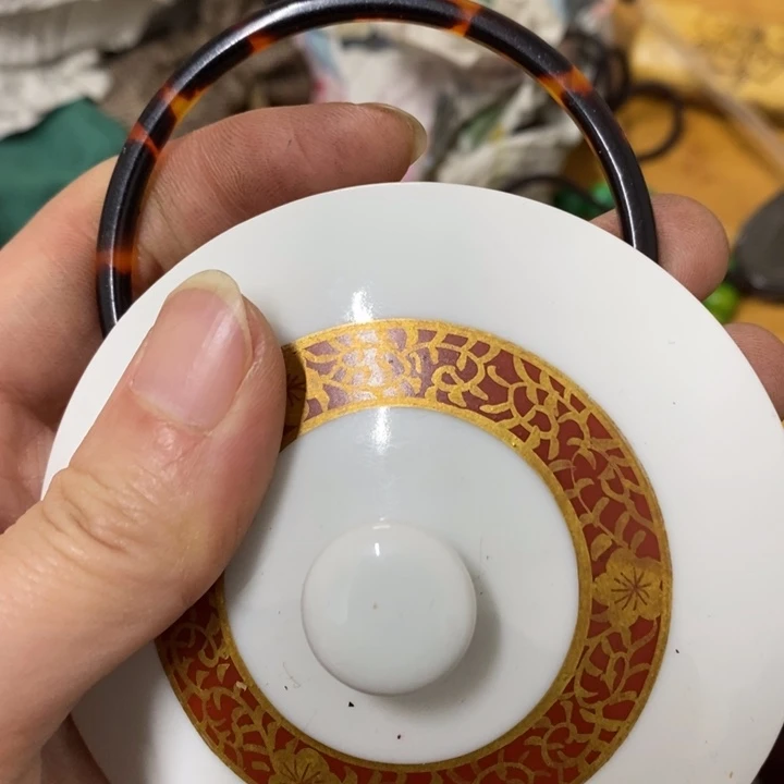 瓷片哈中古工艺品一件