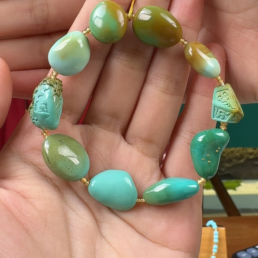 绿松石未镶嵌珠宝奇石