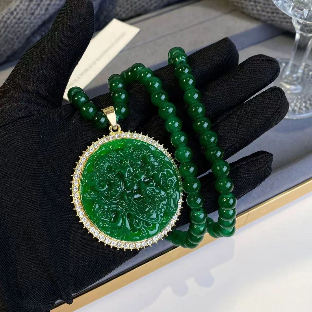 铜合金亚克力项链  翠绿高定长款简约百搭高级龙凤牌毛衣链