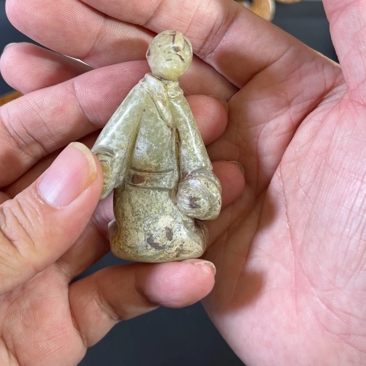 大***大和田玉（糖玉）未镶嵌挂件