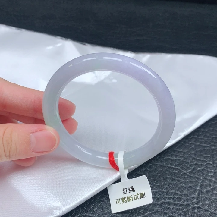 翡翠手镯（圆镯）未镶嵌
