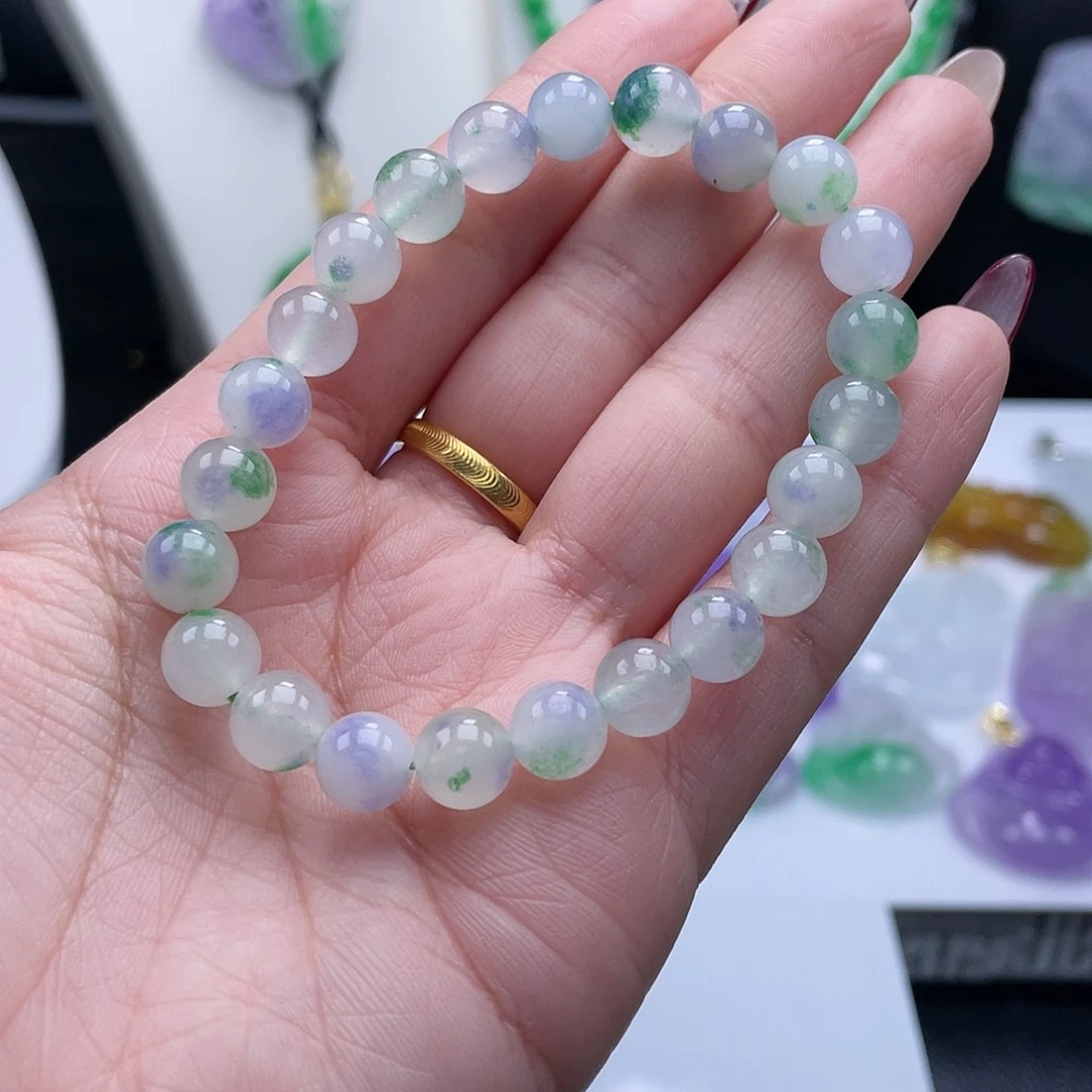 翡翠吊坠(赠链)未镶嵌