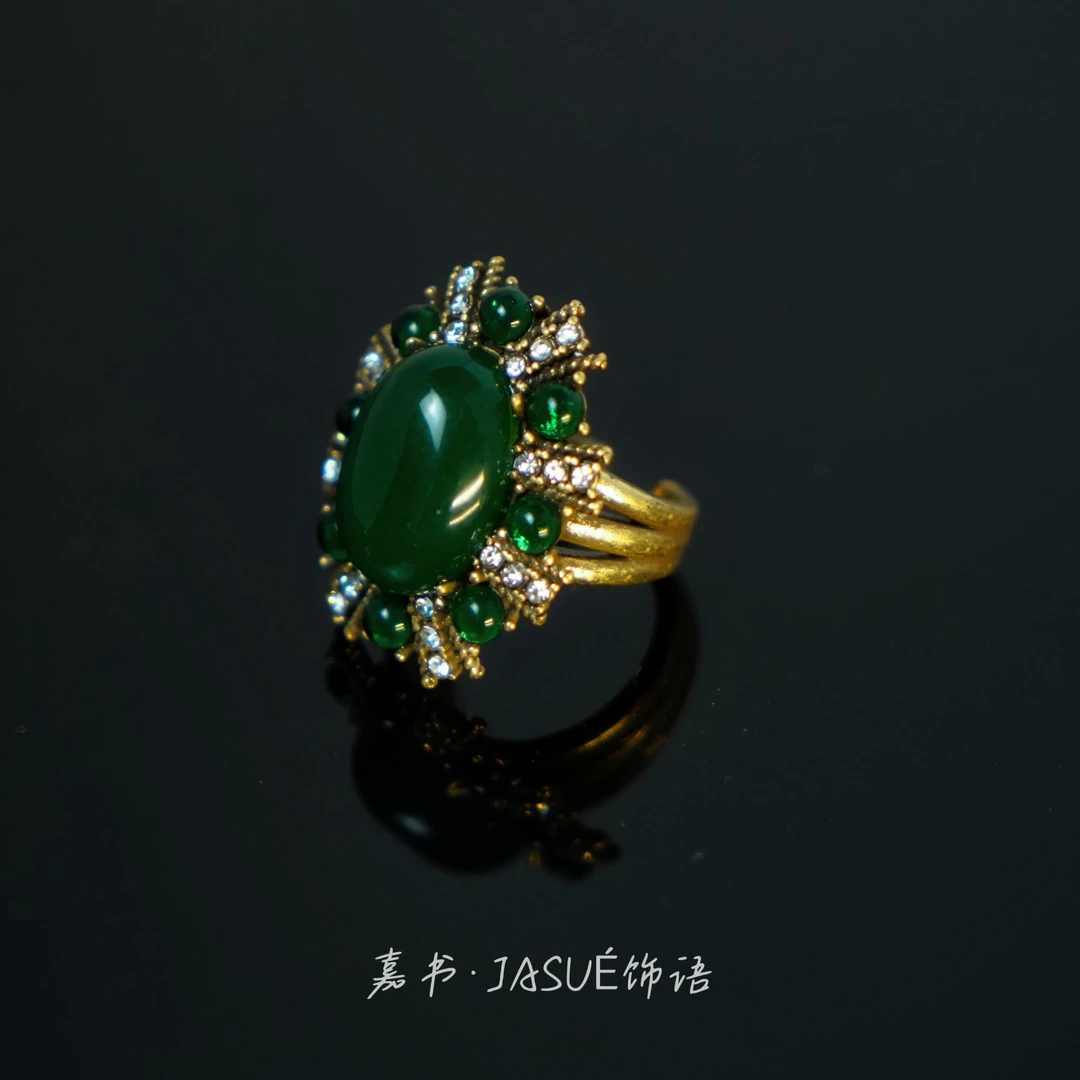 铜合金琉璃戒指 复古金做旧绿色开口戒指0123
