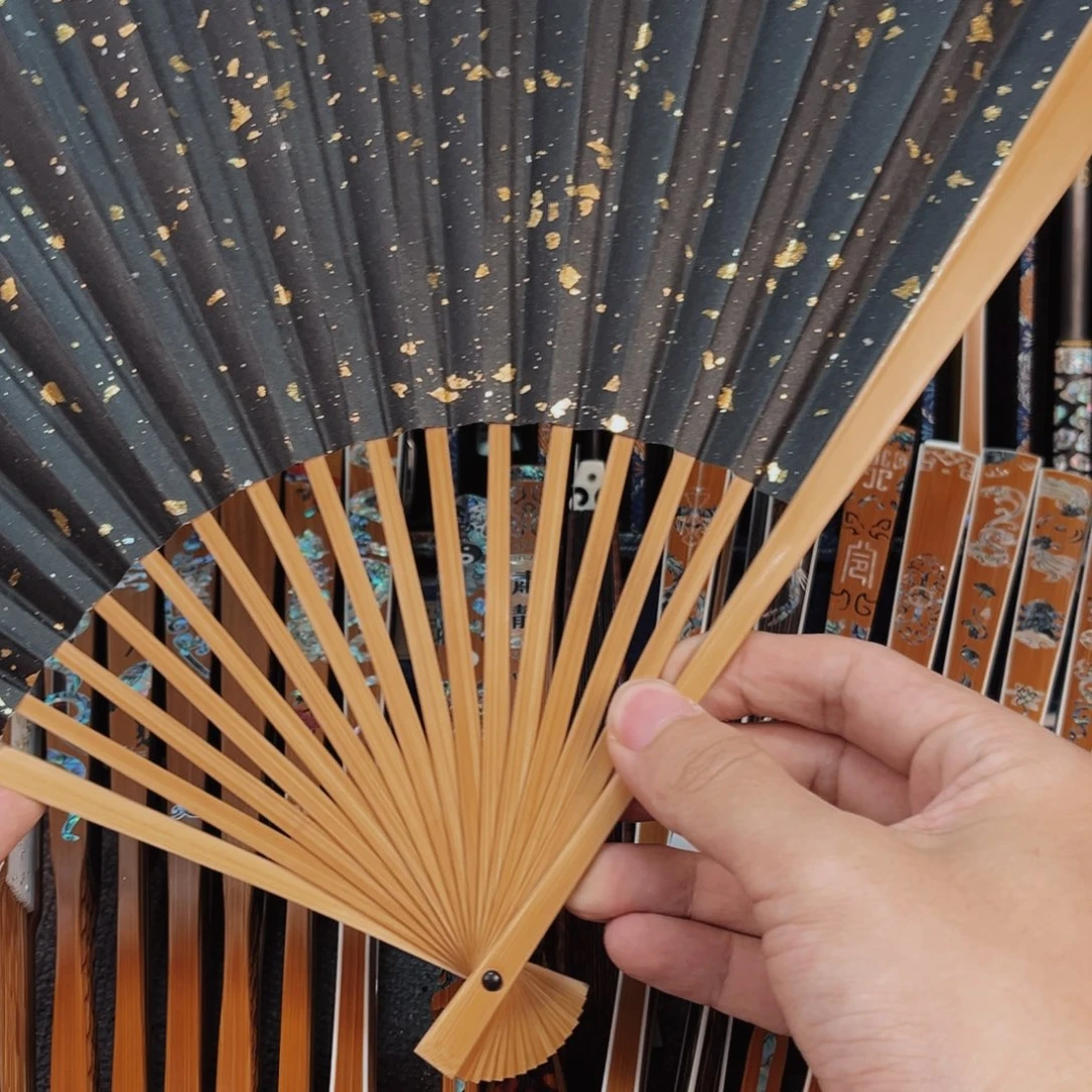 扇子纯手工制作工艺洒金玉竹折扇