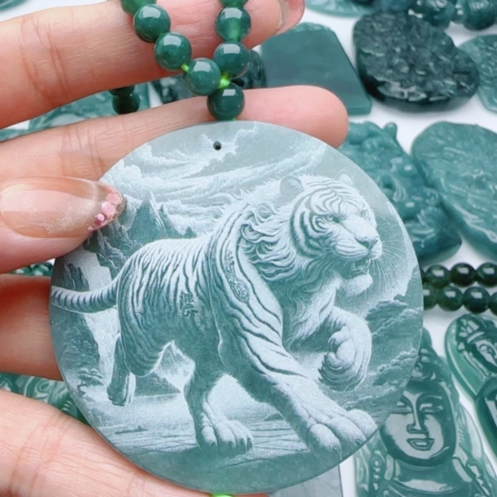 翡翠未镶嵌颈饰多样性发货天然A货翡翠