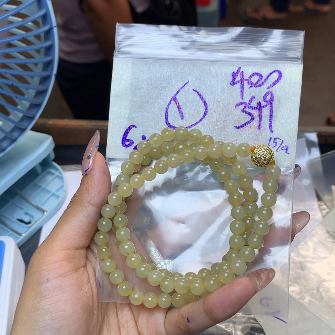 未镶嵌定制翡翠天然缅甸翡翠