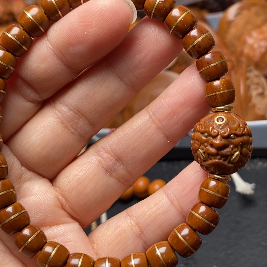 吊坠猴头核桃紫金