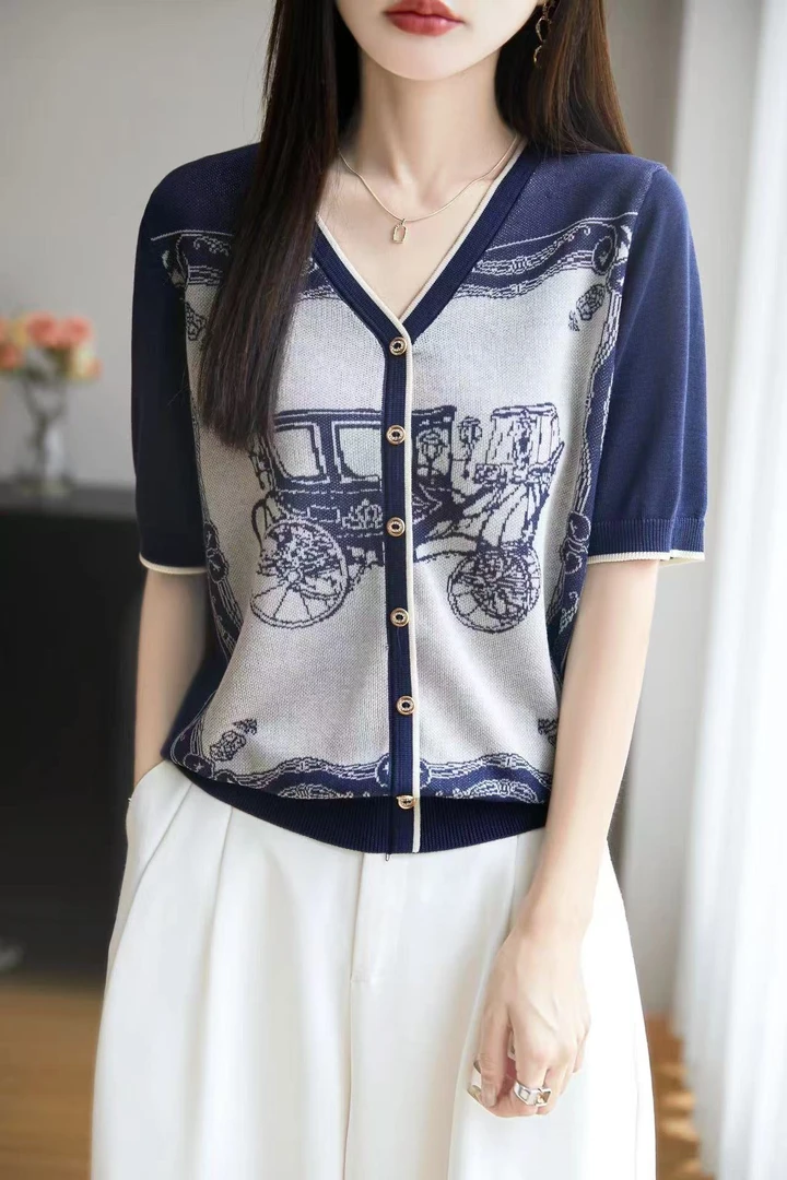 韩系新款复古撞色时尚气质V领排扣高级减龄针织衫