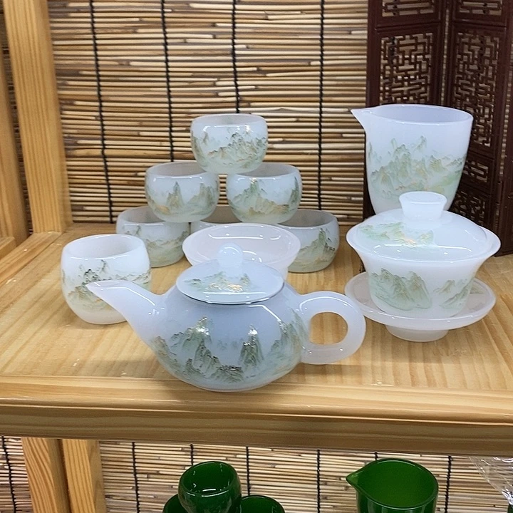 香****)千里江山图一套，茶壶1主人杯1不要礼盒