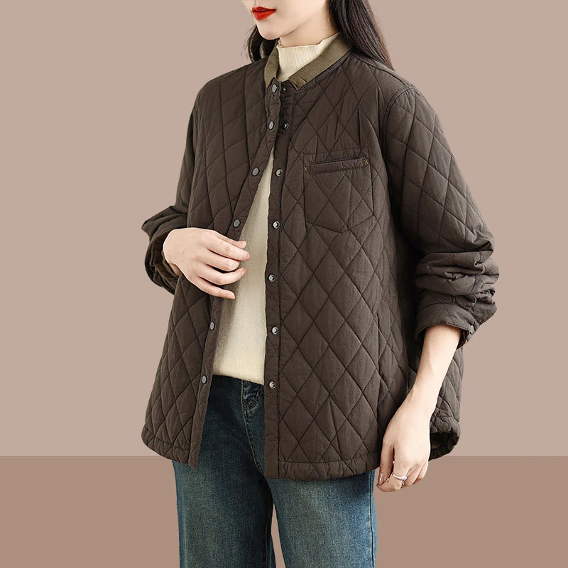 2025冬季时尚新款领口撞色文艺休闲菱形格纹立领棉服外套宽松女装