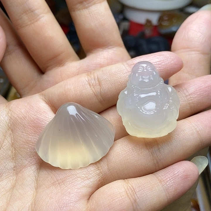 玛瑙/玉髓颈饰未镶嵌杀**在