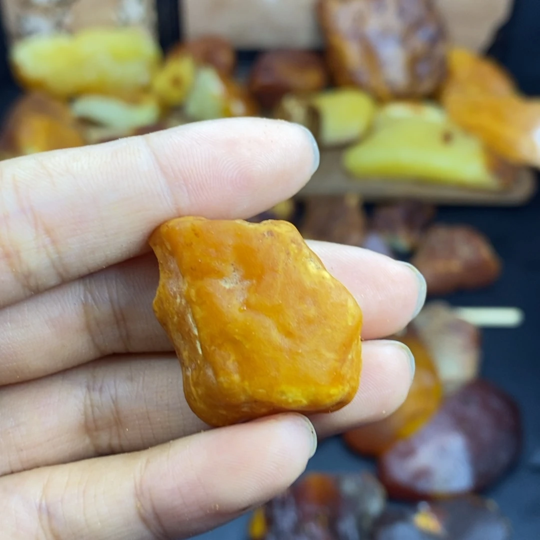 未镶嵌定制琥珀梨