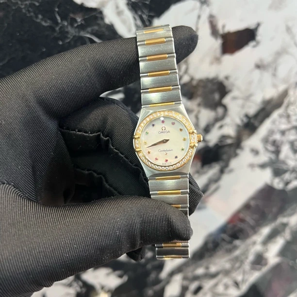 95新  宜奢汇/欧米茄 1358.79.00 25表径