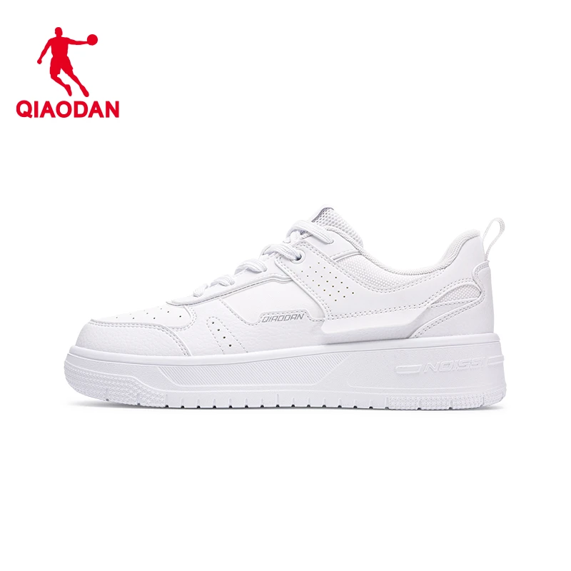 乔丹运动女鞋秋季新款休闲鞋女款小白鞋时尚百搭轻便软弹厚底板鞋