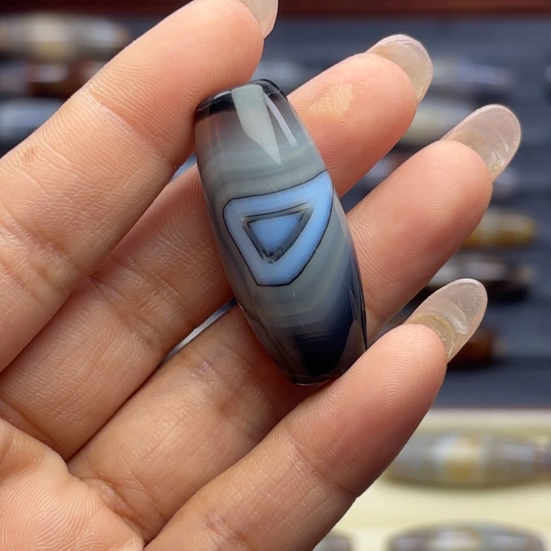 瑞***哥玛瑙/玉髓未镶嵌颈饰