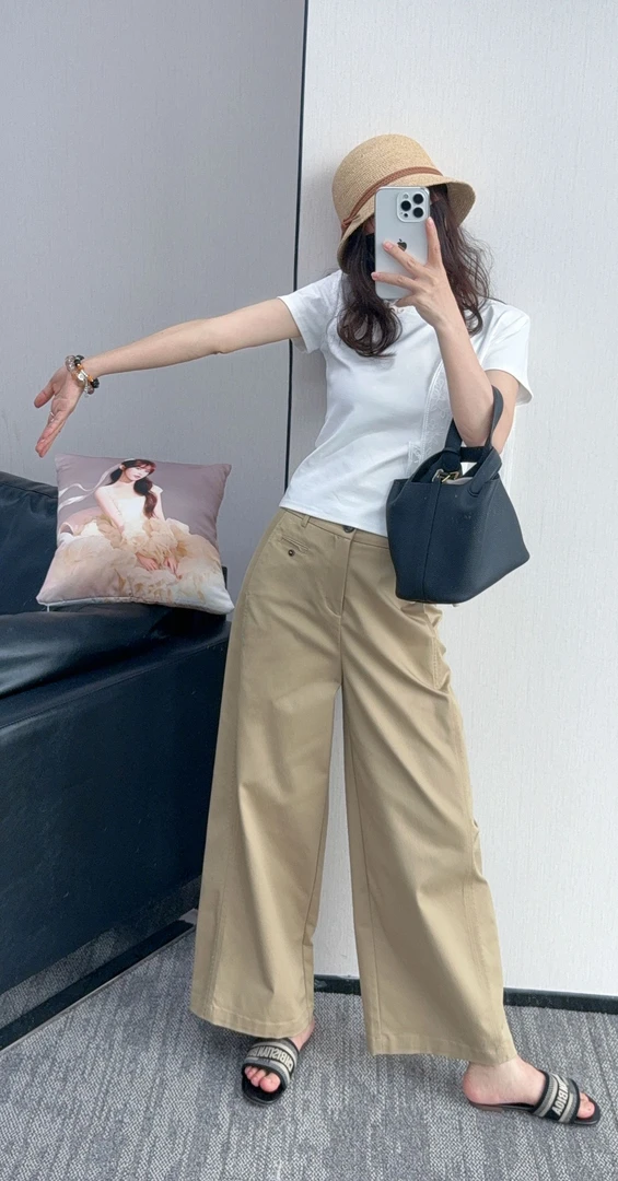 02（小佳私服）52.2%锦纶 41%莫代尔 3.4%氨纶 3.4%桑蚕丝