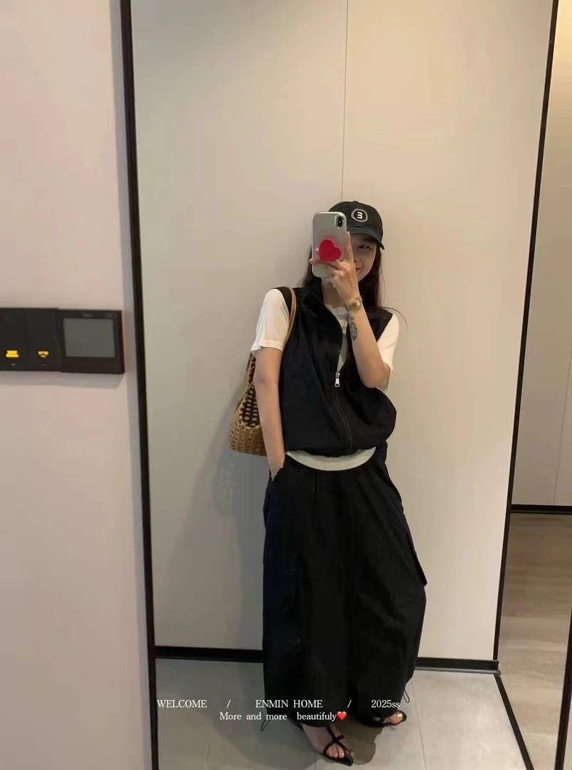 灰灰呀！9976 韩代老板娘实拍！设计感无袖马甲上衣+半身裙工装套装