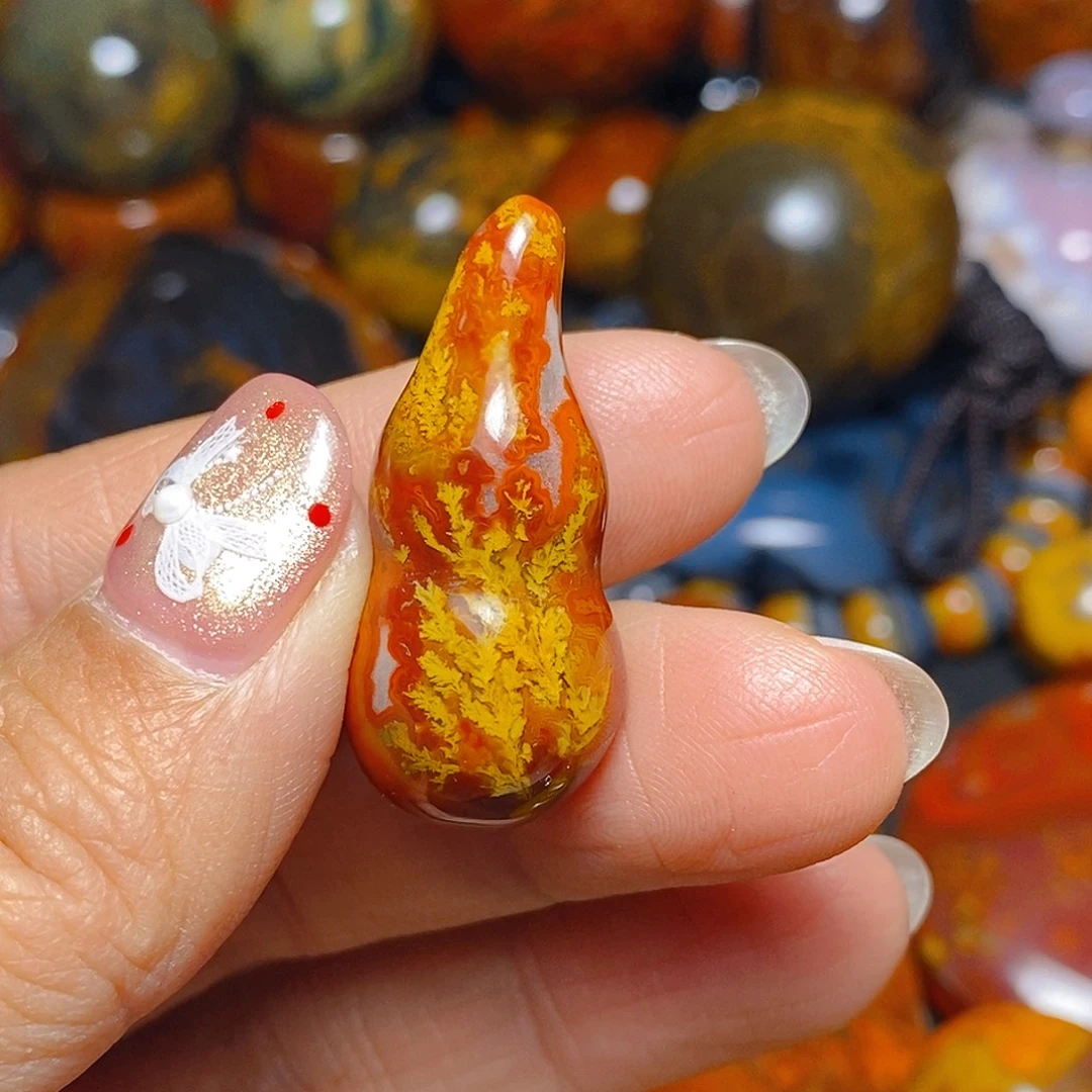 玛瑙/玉髓未镶嵌颈饰