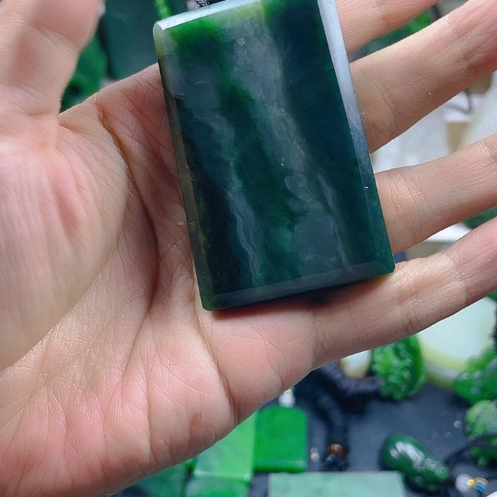 未镶嵌和田玉珠宝半成品