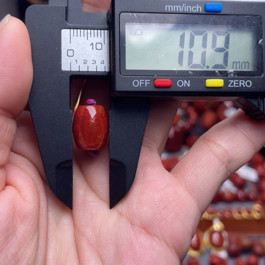 【闪购商品】未镶嵌火焰纹桶珠10mm南红玛瑙