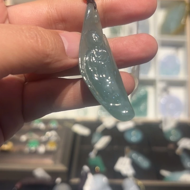 翡翠未镶嵌颈饰缅甸翡翠吊坠