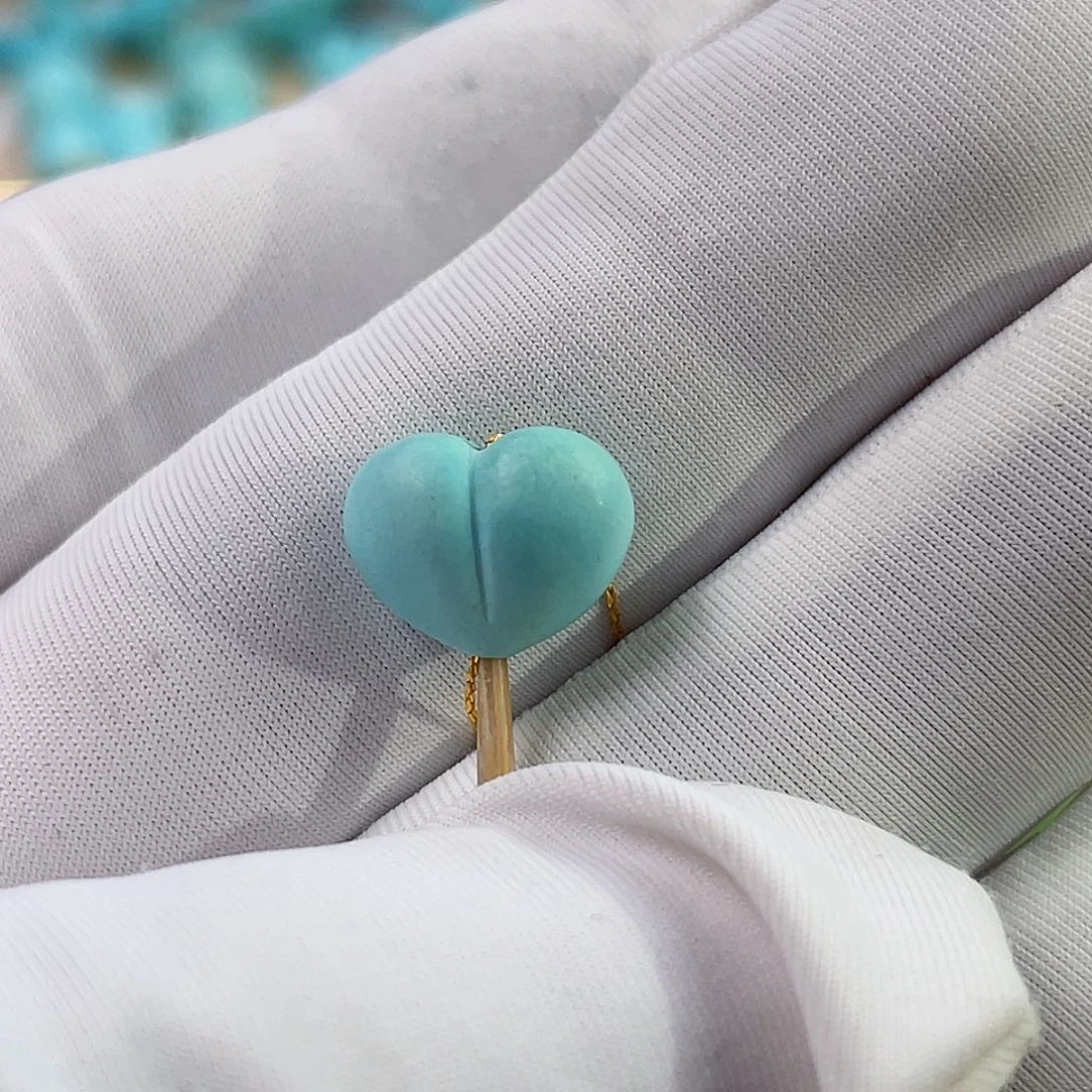 未镶嵌绿松石珠宝奇石