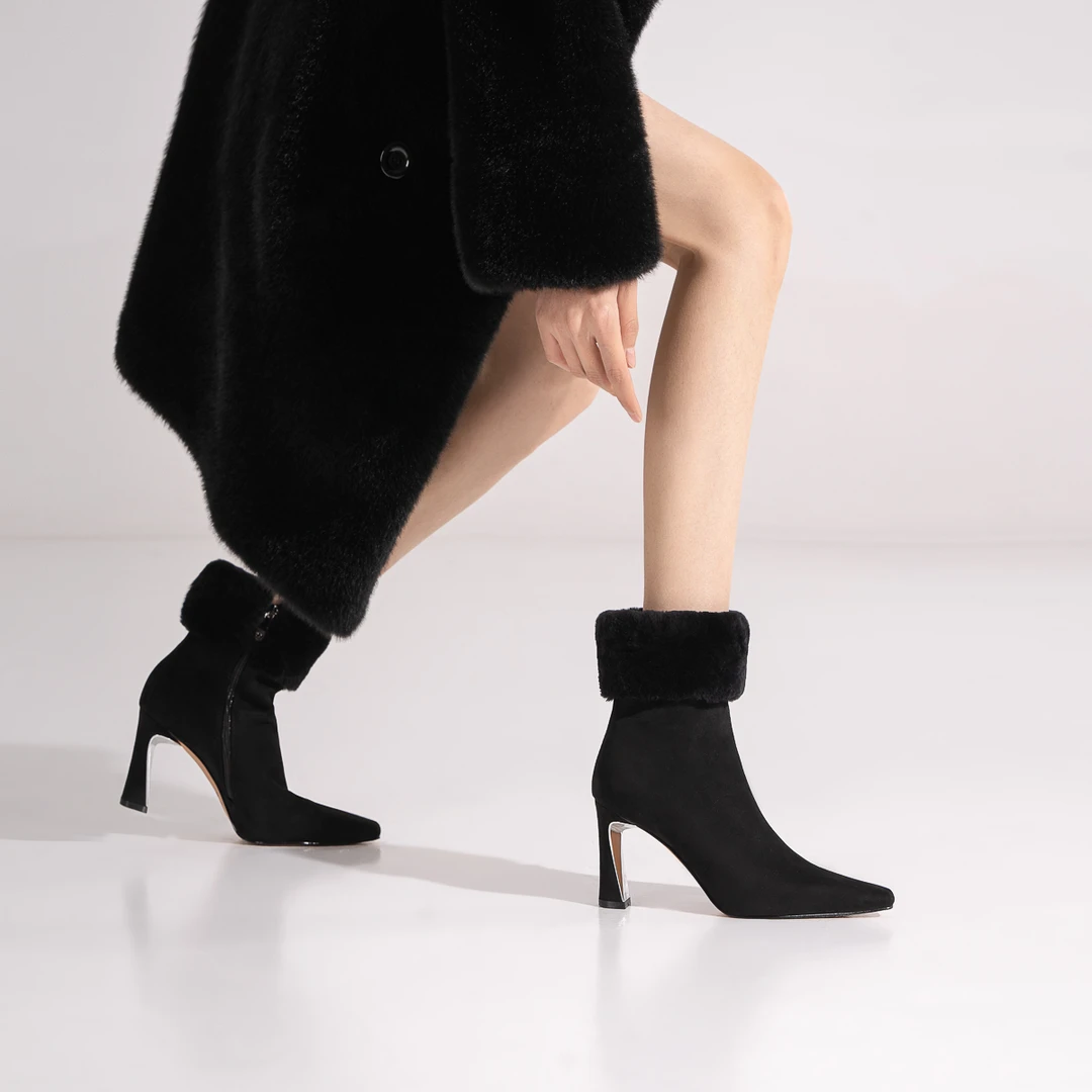 吴大叔冬季新款尖头靴子细跟时尚加绒高跟靴保暖靴百搭TF132098