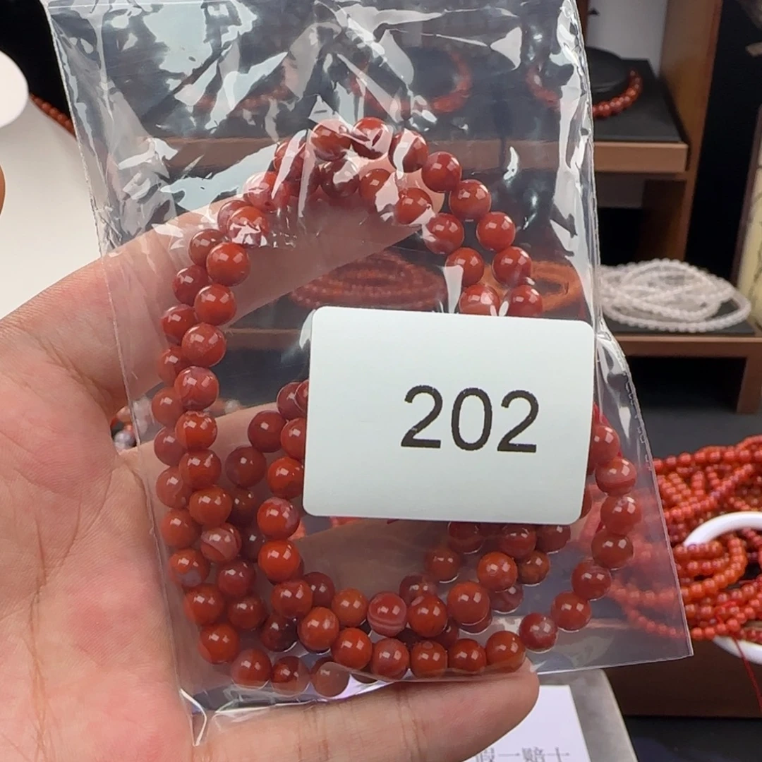 南红玛瑙未镶嵌手链