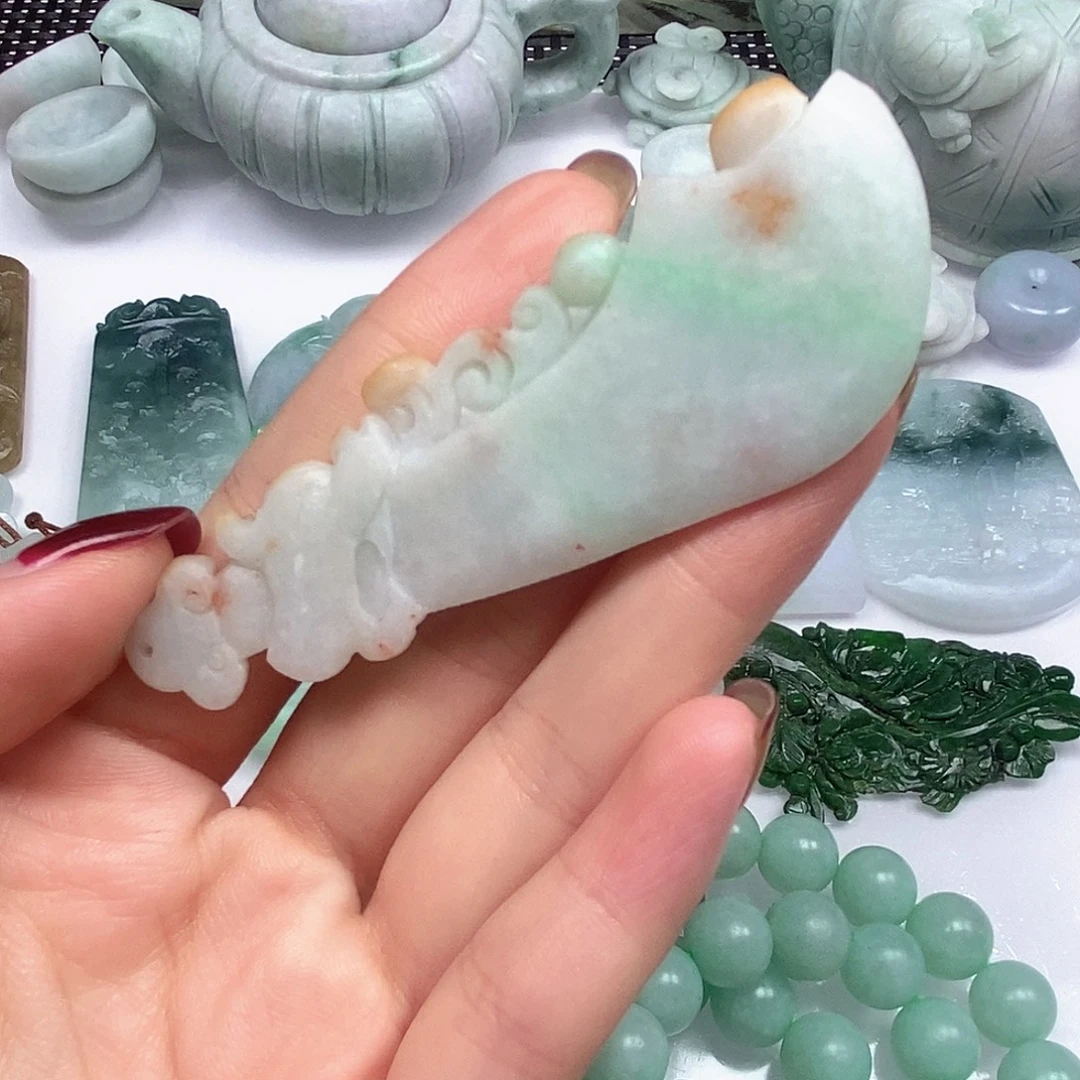 翡翠未镶嵌挂件翡翠