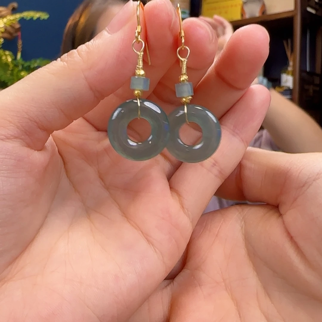 翡翠未镶嵌耳饰1111111111111