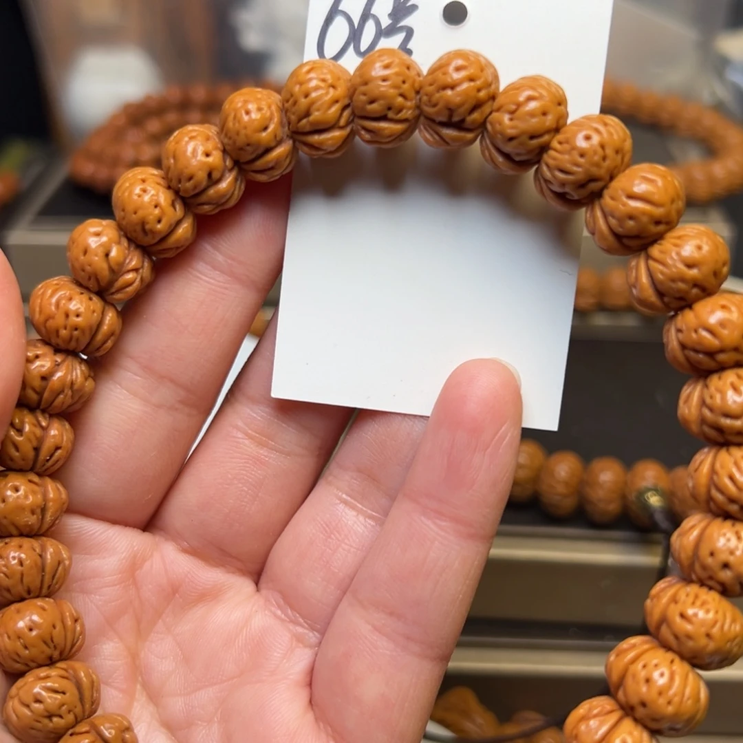 小***雕桃核吊坠秦岭龙纹桃核13蟠桃手持