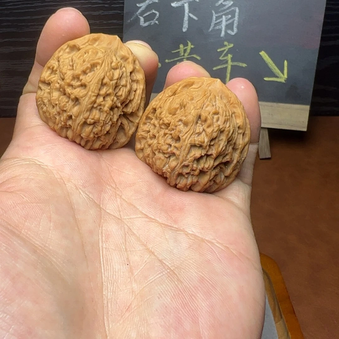 文玩核桃把件37南疆石不包无黄