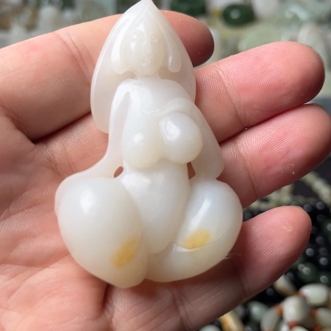 吊坠(不含链)未镶嵌和田玉（青白玉）